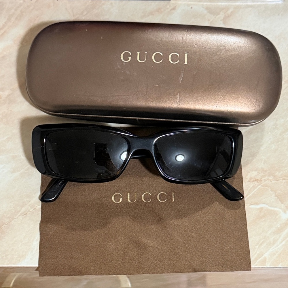 Gucci gg/2987/s Tortoiseshell Frame Sunglasses with Original Case & Cloth 😎
